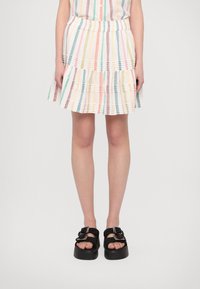 Юбка с воланами