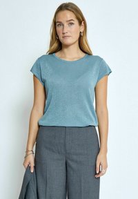 Футболка Футболка