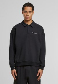 Поло с длинным рукавом