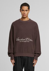 Пуловер Пуловер