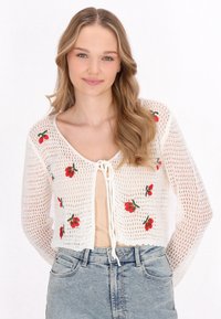 Вязаная кофта