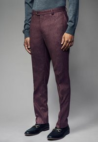 Костюмные брюки