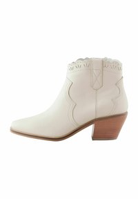 Ковбойские сапожки Ковбойские сапожки