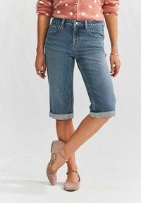 Шорты Шорты