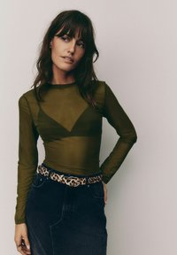 Лонгслив Лонгслив