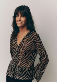 Блузка-рубашка