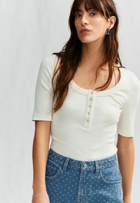 Футболка Футболка