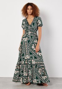 Платье макси