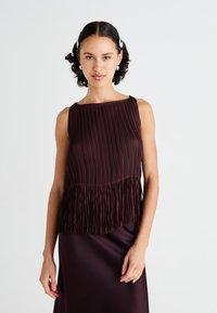 Майка-борцовка