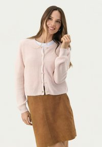 Вязаный жилет Вязаный жилет