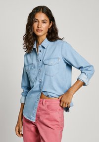 Джинсовая блузка