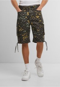 Шорты Шорты