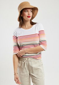 Майка с рукавом три четверти