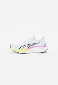 Беговые кроссовки