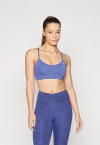 Спортивный бюстгальтер