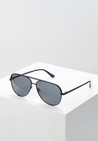 Солнечные очки