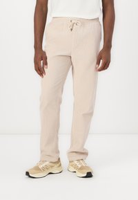 Вельветовые брюки