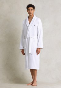 Халат Халат