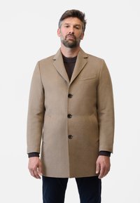 Короткое пальто