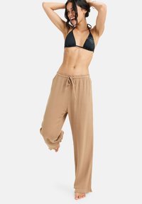 Пляжные шорты