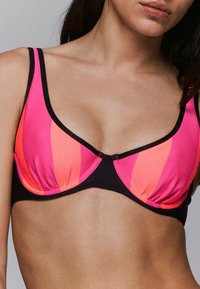 Верх от бикини