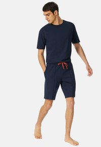 Пижама с шортами