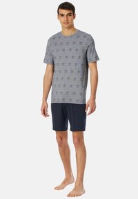 Пижама с шортами