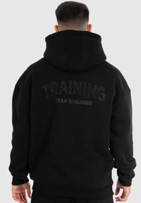 Спортивная толстовка