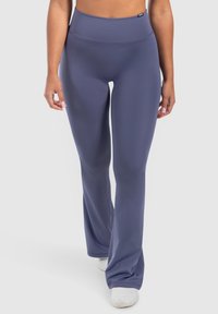 Спортивные штаны