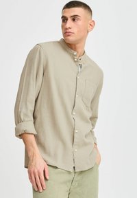 Рубашка Рубашка