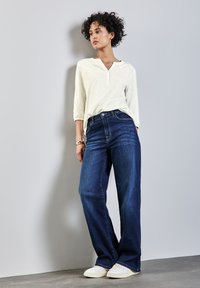 Майка с рукавом три четверти