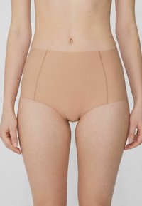 Корректирующее белье