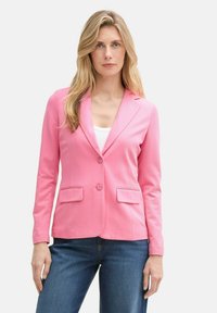 Блейзер Блейзер