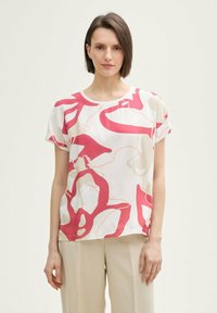 Футболка Футболка