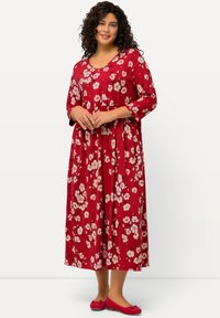 Летнее платье