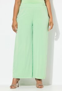 Широкие брюки Широкие брюки