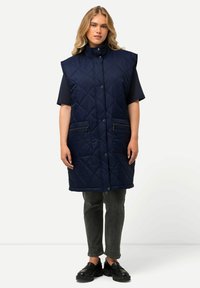 Длинный жилет Длинный жилет