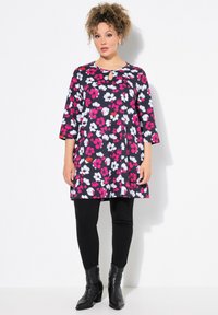 Длинная майка