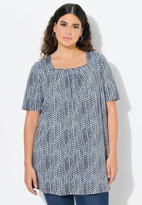 Длинная майка