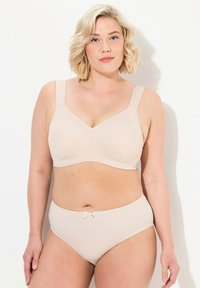 Бюстгальтер