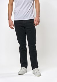 Прямые джинсы Прямые джинсы