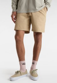 Шорты Шорты