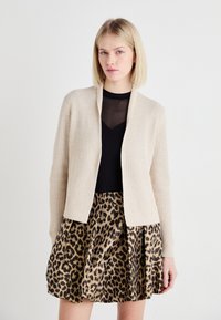 Кардиган Кардиган