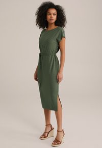 Летнее платье