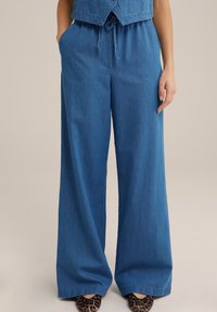 Широкие брюки