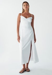 Пляжное платье