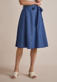 Джинсовая юбка