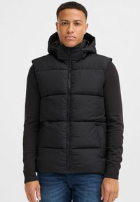 Жилет Жилет