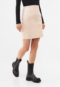 Кожаная юбка