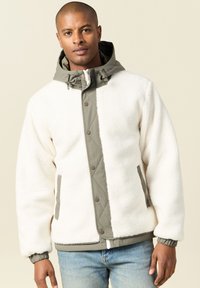 Флисовая куртка